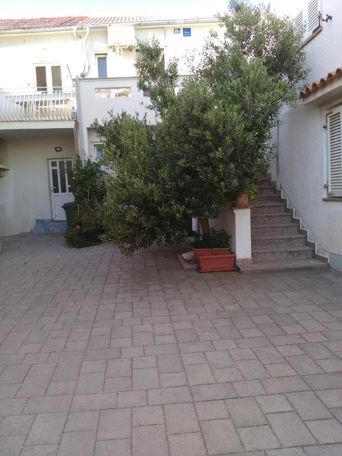 Apartment Ticic Povljana Exterior foto